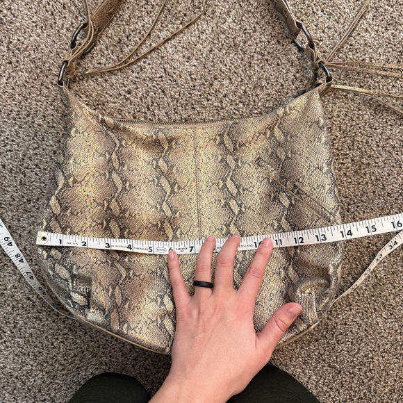 Hobo Lennox Shoulder Bag Snakeskin Print Leather Fringe Metallic Zipper - Picture 13 of 15